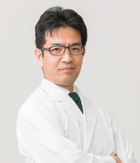 新橋院 院長 春日井 震